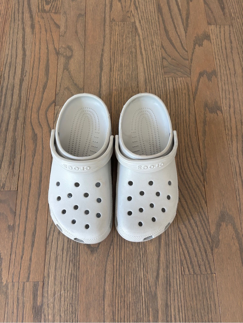 Crocs Classic Clog - Light Grey, Size Men 7, Women 9